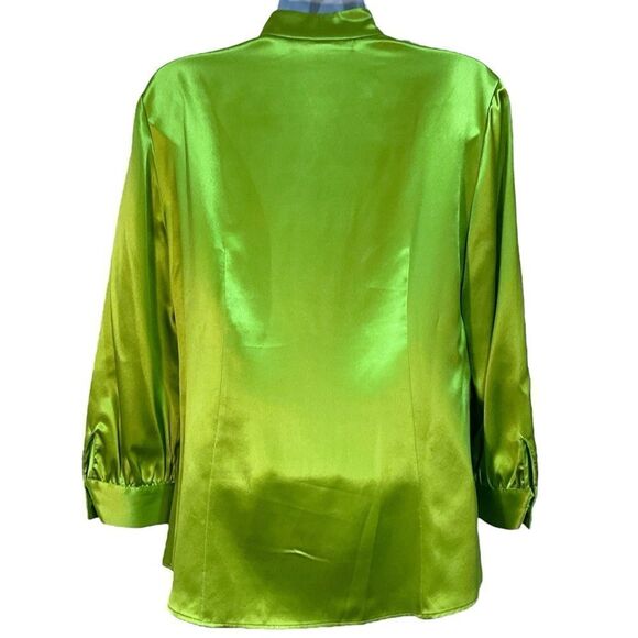 LAFAYETTE 148 NY Green 100% Silk Button Front Blouse Size 4 - Picture 7 of 10
